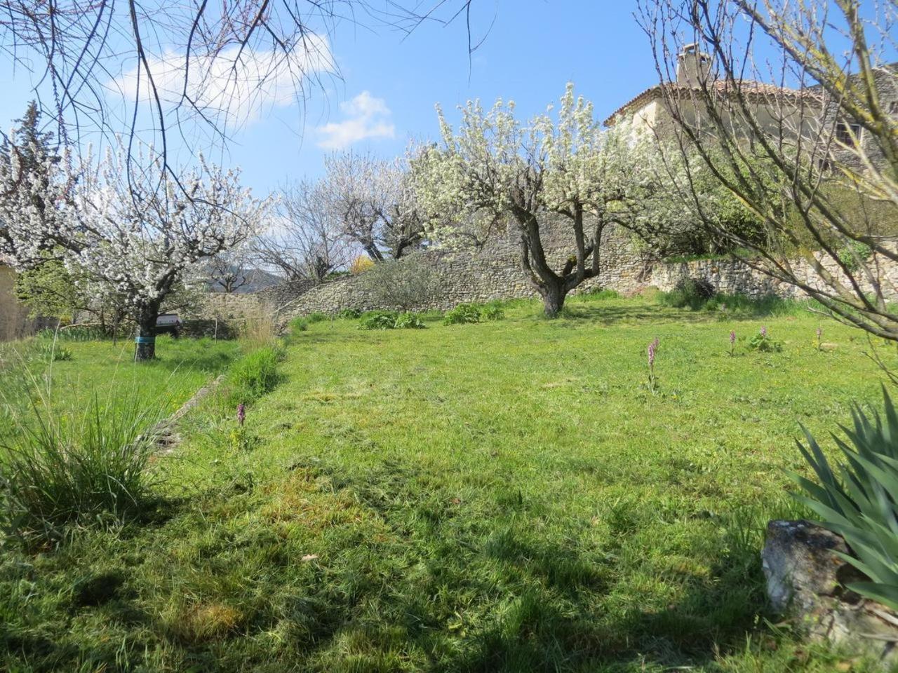 Le Mas Des Restanques Au Poet Laval Villa Le Poët-Laval Exterior foto